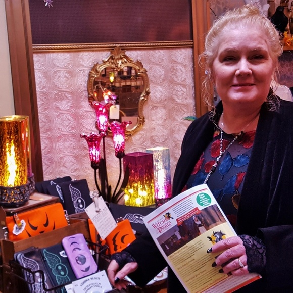 Meet your Posher, Katy - Picture 4 of 4